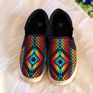Ariat slip on sneakers, W11, gently worn